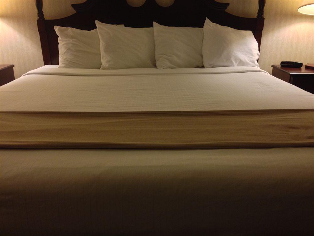 Holiday Inn Express & Suites Burlington - Mount Holly, An Ihg Hotel Westampton Exteriér fotografie