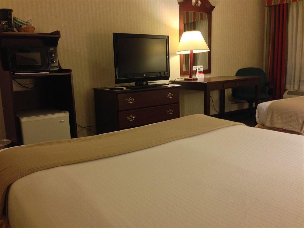 Holiday Inn Express & Suites Burlington - Mount Holly, An Ihg Hotel Westampton Exteriér fotografie