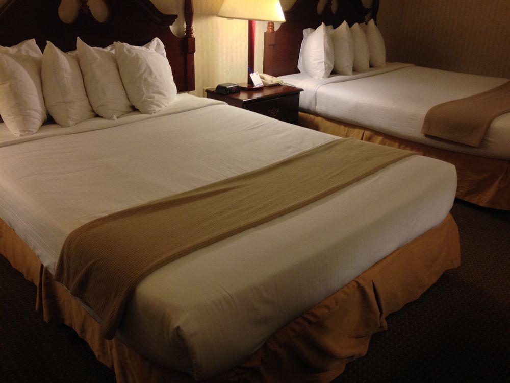 Holiday Inn Express & Suites Burlington - Mount Holly, An Ihg Hotel Westampton Exteriér fotografie